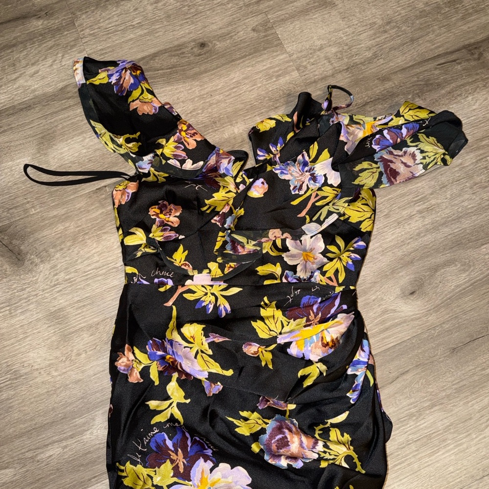 Cinq à Sept One Shoulder Floral Yellow Dress - Picture 11 of 13